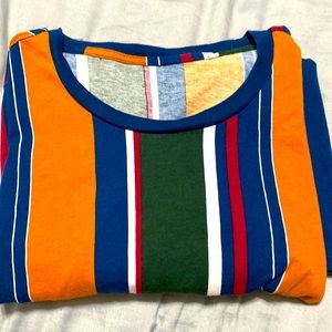 MULTI-COLOR STRIPED T-SHIRT